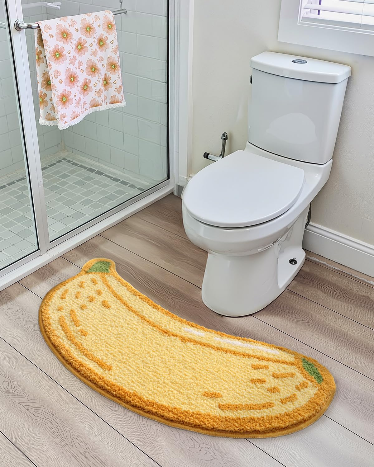 LUMI Cute Bathroom Rugs, Funny Fruit Runner Rug, Soft Plush Fluffy Bath Mat, Absorbent, Non-Slip for Bathroom, Kitchen Sink, Bedroom, Kid's Bedroom, and Living Room, Banana
