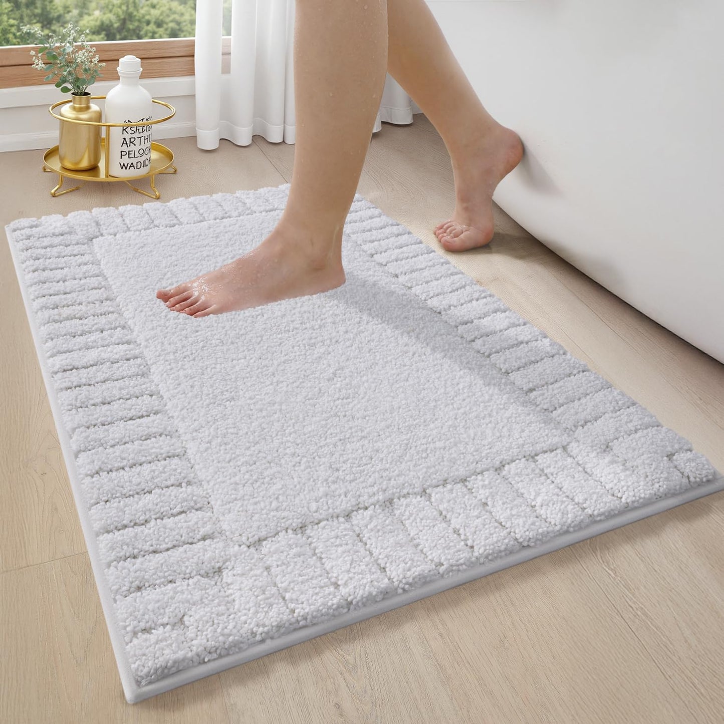 LUMI Bathroom Rugs Non Slip with Rubber Backing, Extra Soft Plush Microfiber Bath Rug Absorbent, Machine Washable Bath Mat Quick Dry for Tub, Shower, Ivory White, 16"x24"