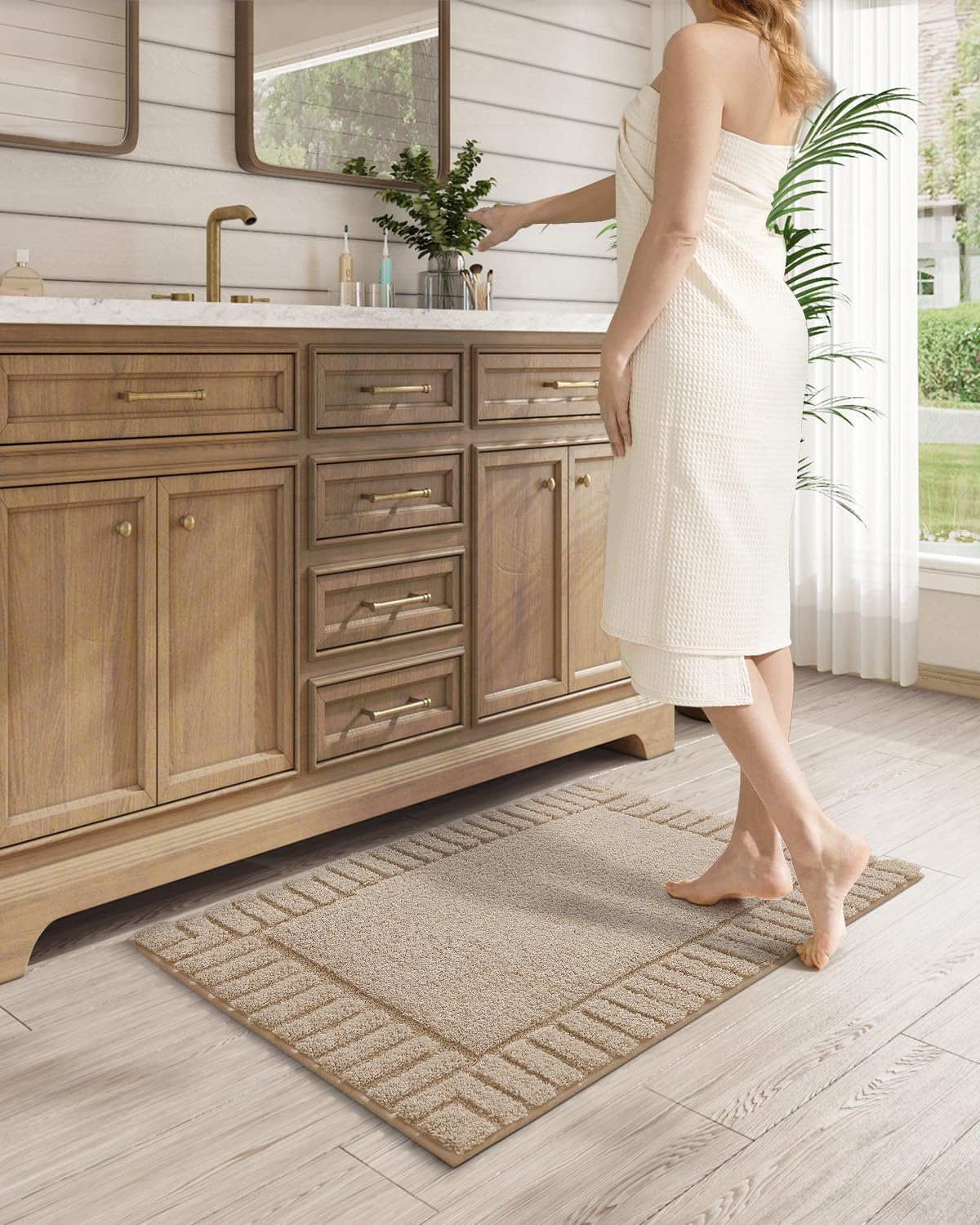 LUMI Bathroom Rug, Non Slip Rubber Backing, Extra Soft Plush Microfiber, Absorbent, Machine Washable Quick Dry, Beige, for Tub/Shower/Hotel