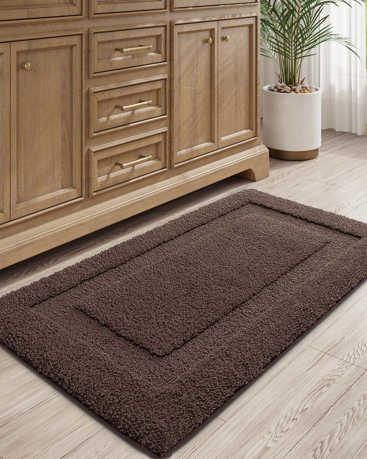 LUMI Ultra Soft Bathroom Rug, Non Slip Rubber Backing, Absorbent Washable Quick Dry, Premium Microfiber Plush, Brown, for Bathtub/Shower Floor