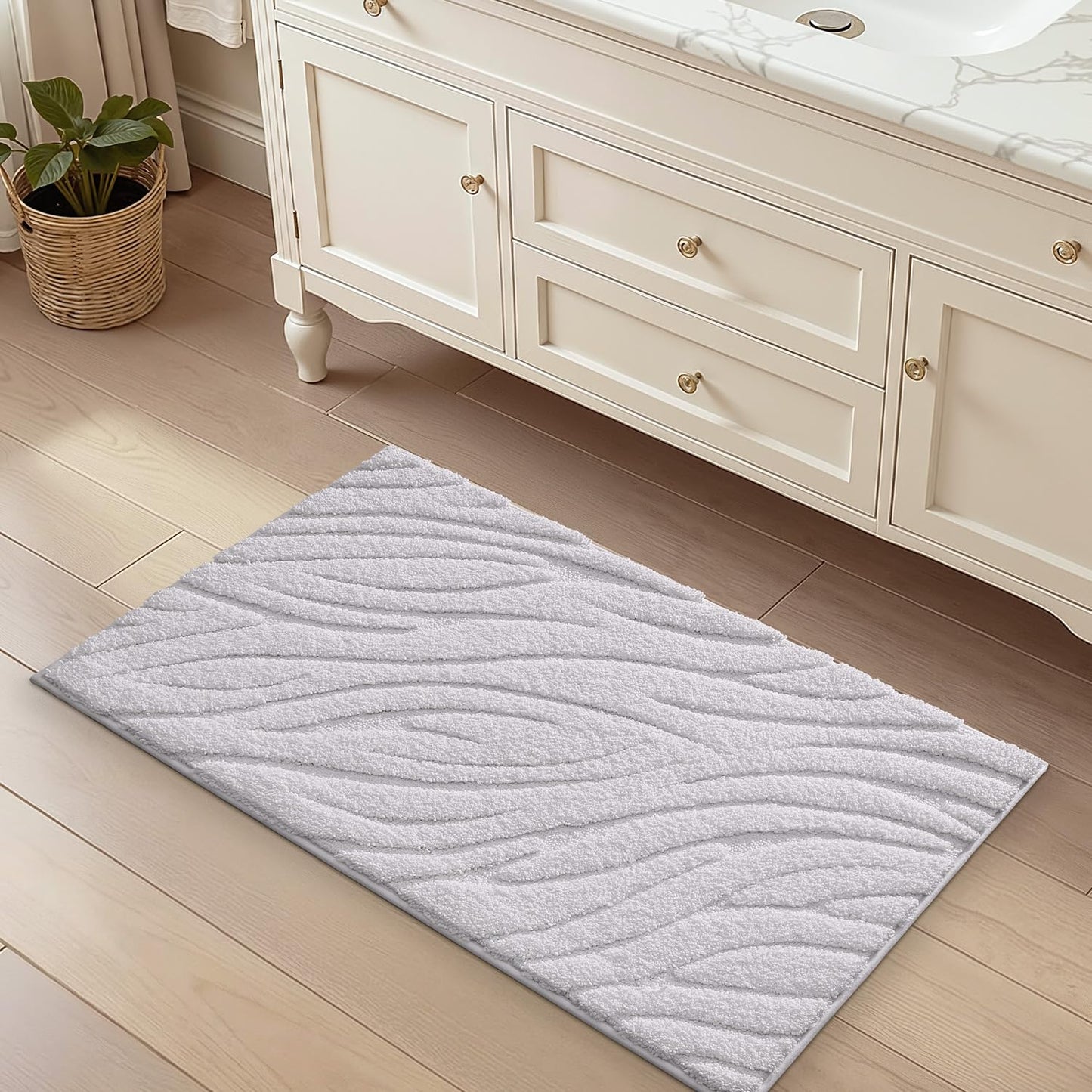 LUMI Bathroom Rug, Soft Absorbent Non Slip Bath Mat, Quick Dry Bath Mats, Machine Washable Microfiber Carpet for Modern Shower Room, Bathtub, Minimalist Bathmat, 36"x24", White