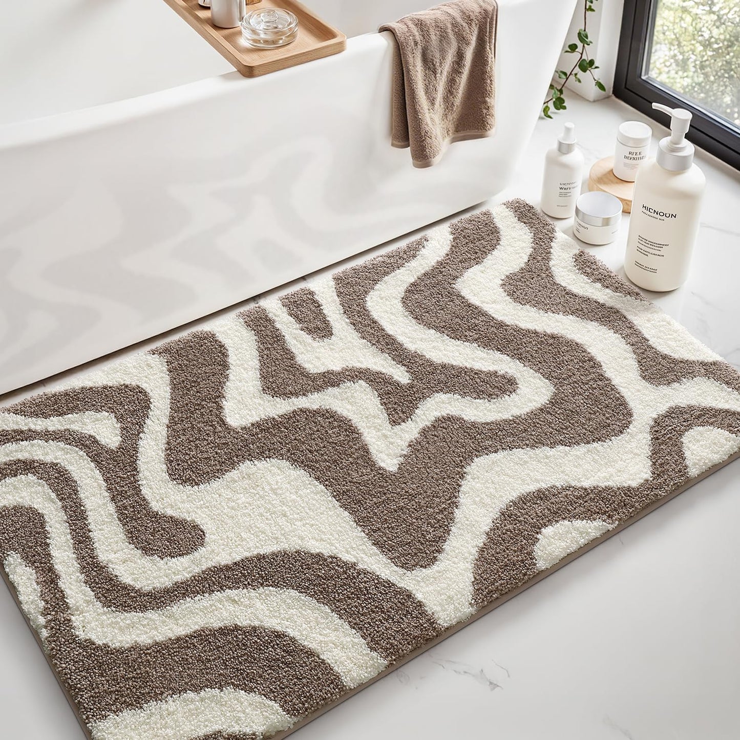 Bathroom Rug Modern Aesthetic Dorothy Series