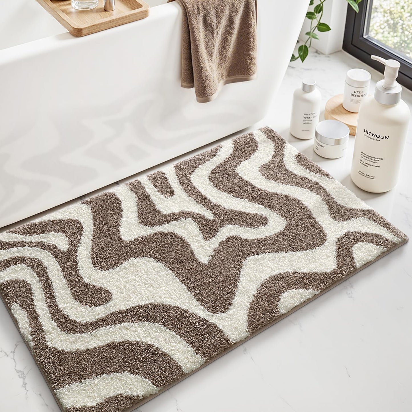 Bathroom Rug Modern Aesthetic Dorothy Series