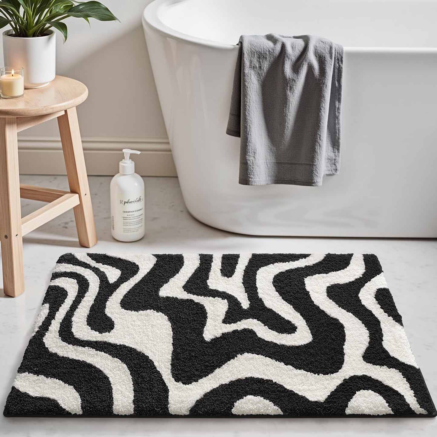 Bathroom Rug Modern Aesthetic Dorothy Series
