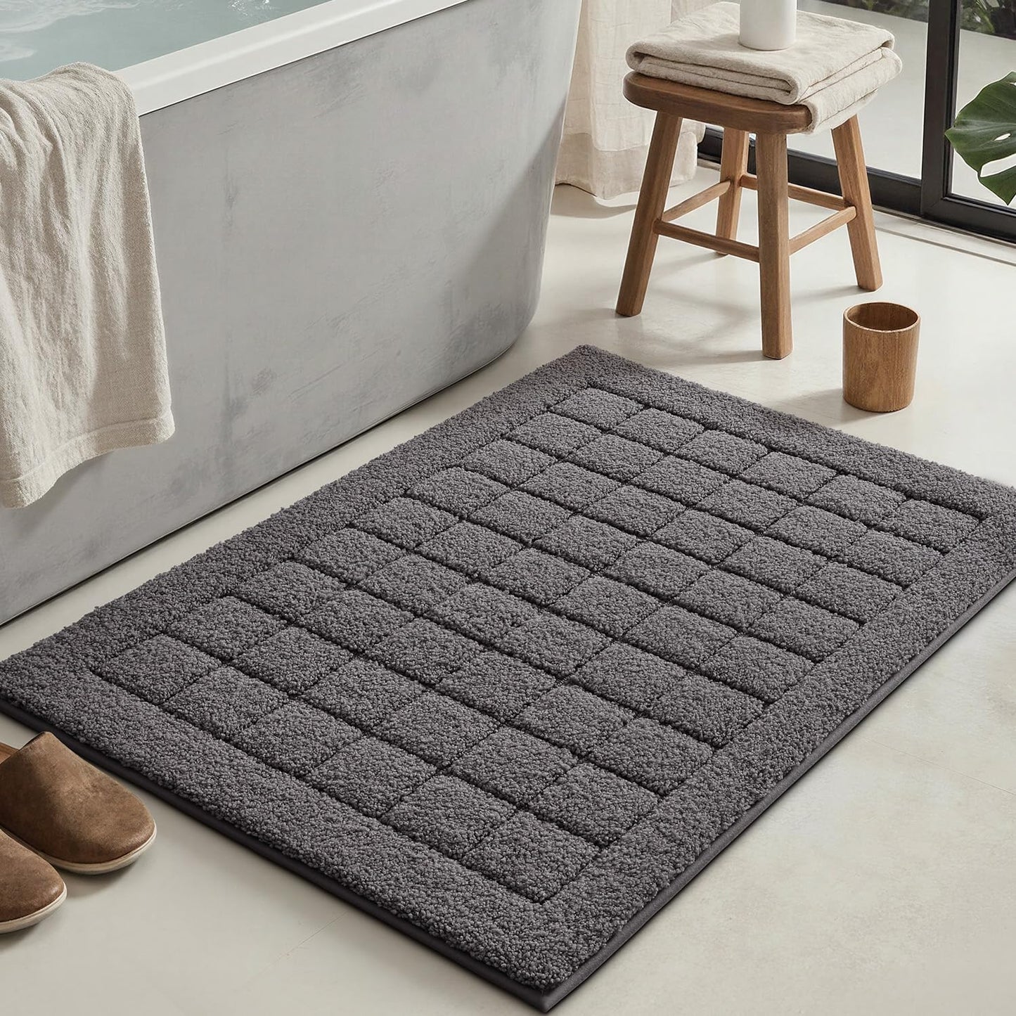 LUMI Modern Bathroom Rug, Serene Grid Series.