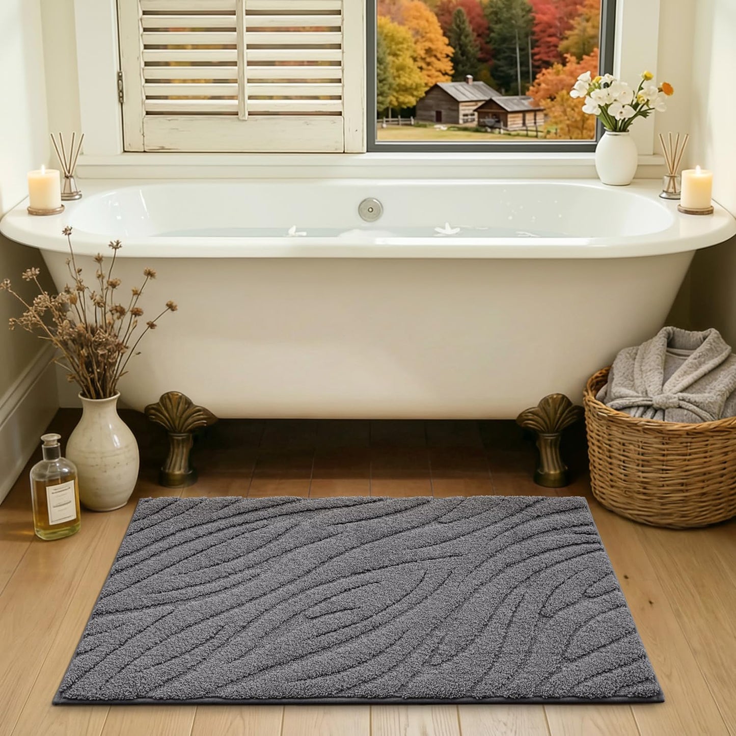 LUMI Bathroom Rug, Soft Absorbent Non Slip Bath Mat, Quick Dry Bath Mats, Machine Washable Microfiber Carpet for Modern Shower Room, Bathtub, Minimalist Bathmat, 36"x24", White