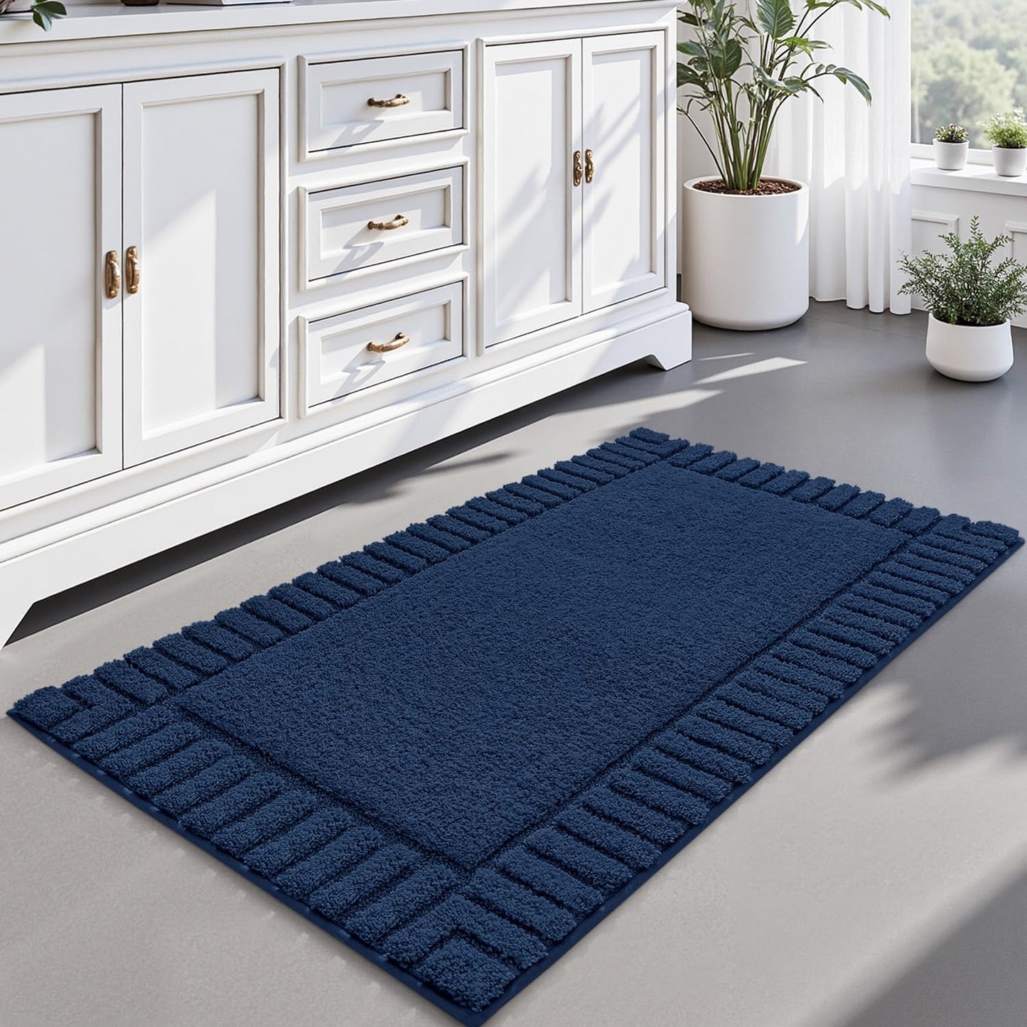LUMI Bathroom Rugs Non Slip with Rubber Backing, Extra Soft Plush Microfiber Bath Rug Absorbent, Machine Washable Bath Mat Quick Dry for Tub, Shower, Ivory White, 16"x24"
