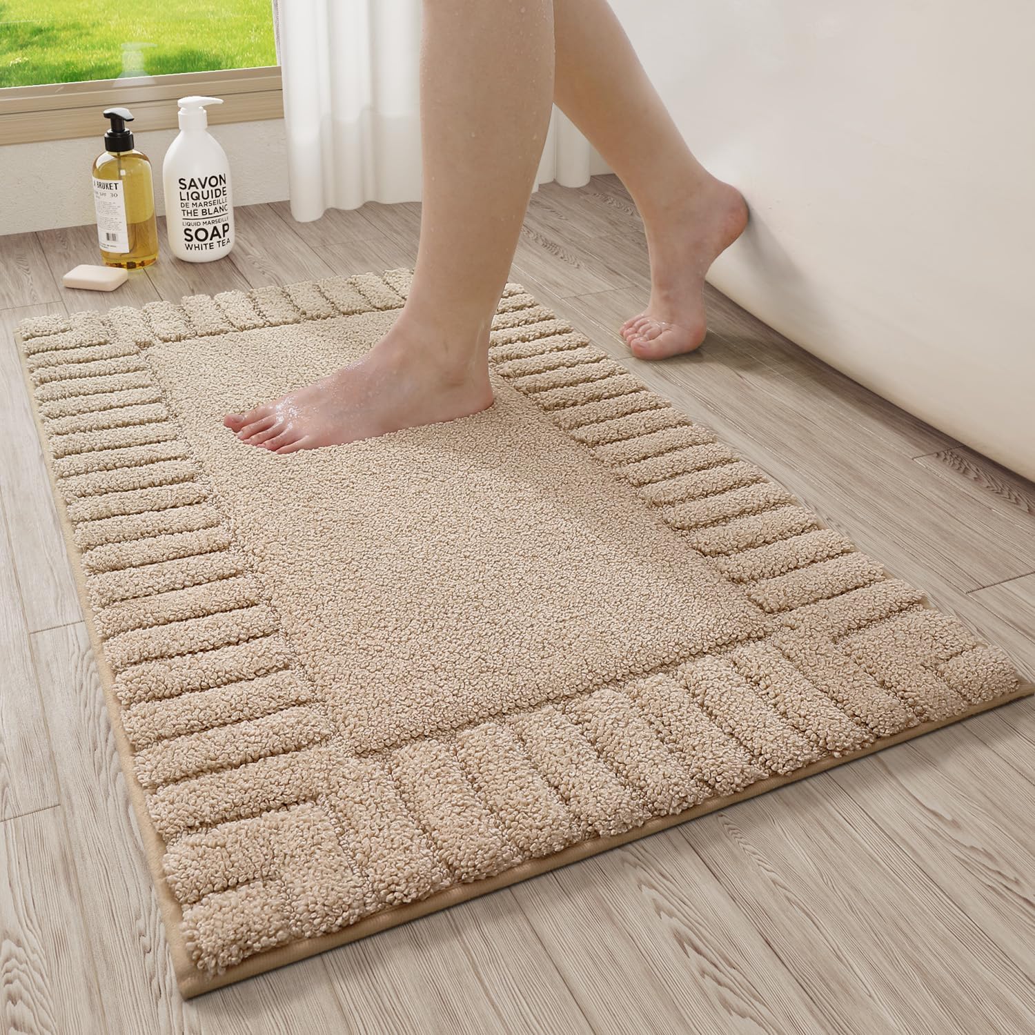 LUMI Bathroom Rug, Non Slip Rubber Backing, Extra Soft Plush Microfiber, Absorbent, Machine Washable Quick Dry, Beige, for Tub/Shower/Hotel