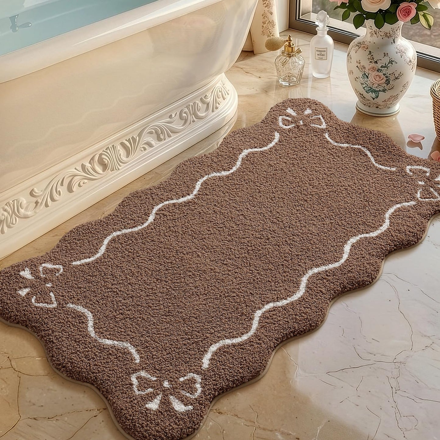 LUMI Scalloped Bathroom Rug, Cute Plush Microfiber Bath Mat, Super Absorbent & Quick Dry Shower Mat, Machine Washable Floor Carpet for Tub