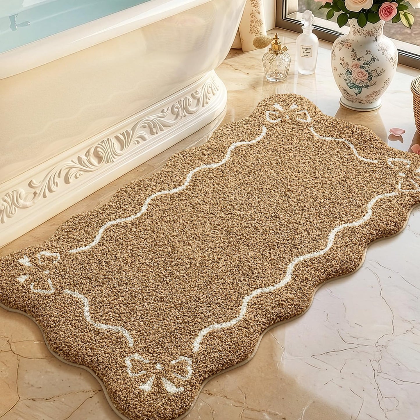 LUMI Scalloped Bathroom Rug, Cute Plush Microfiber Bath Mat, Super Absorbent & Quick Dry Shower Mat, Machine Washable Floor Carpet for Tub